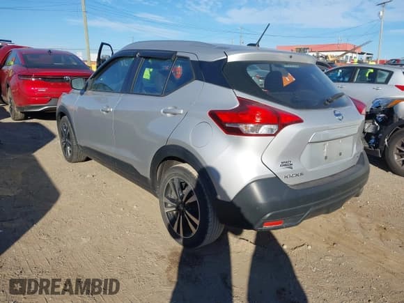 ✅ 2019 Nissan Kicks SR • VIN: 3N1CP5CU0KL535472 • Лот: 43722173. Опубликован ранее на IAAI с пробегом 145 750 миль. Бесплатный доступ к архиву аукционных продаж из США и подробный отчёт об истории автомобиля на DreamBid. Изображение 3.