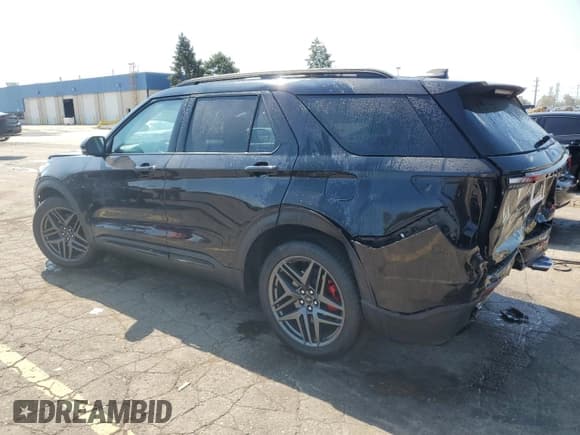 ✅ 2025 Ford Explorer ST • VIN: 1FMWK8GC0SGC21350 • Lot: 80319935. Listed on Copart with 4,576 mi. Free auction sales archive from the USA and detailed vehicle history report at DreamBid. Image 2.