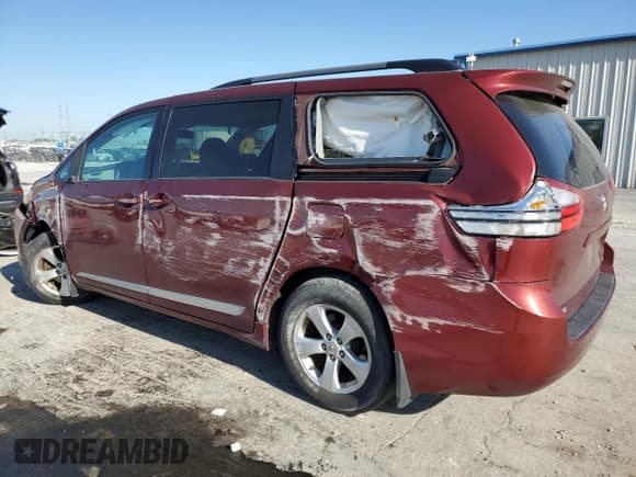 ✅ 2017 Toyota Sienna LE • VIN: 5TDKZ3DC4HS840750 • Lot: 53004145. Listed on Copart with 138,115 mi. Free auction sales archive from the USA and detailed vehicle history report at DreamBid. Image 2.