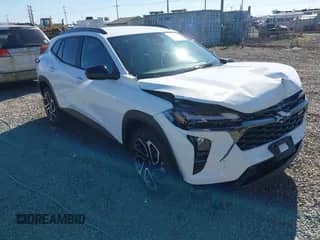 2025 Chevrolet Trax 2RS with VIN KL77LJEP6SC086494, listed as a IAAI auction lot 43288023 with 1,989 mi miles and . Bid and sale history available at DreamBid. Image 1.