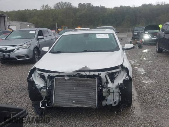 ✅ 2018 Chevrolet Malibu Premier • VIN: 1G1ZE5SXXJF242012 • Lot: 43391372. Wystawiony na IAAI z przebiegiem 75 867 mil mil. Skorzystaj z bezpłatnego archiwum sprzedaży aukcyjnych z USA i zobacz szczegółowy raport historii pojazdu na DreamBid. Zdjęcie 13.