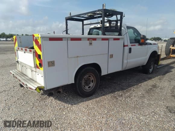✅ 2015 Ford F-250 • VIN: 1FDBF2BT9FEC28029 • Lot: 41805301. Listed on IAAI with 249,312 mi. Free auction sales archive from the USA and detailed vehicle history report at DreamBid. Image 4.