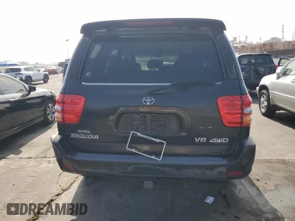 ✅ 2001 Toyota Sequoia Limited • VIN: 5TDBT48AX1S001028 • Lot: 90640825. Wystawiony na Copart z przebiegiem 236 093 mil. Bezpłatny archiwum sprzedaży aukcyjnych z USA i szczegółowy raport historii pojazdu na DreamBid. Zdjęcie 6.