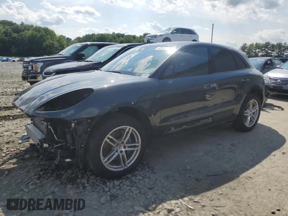 ✅ 2025 Porsche Macan • VIN: WP1AA2A57SLB03844 • Lot: 61893675. Listed on Copart with 4,240 mi. Free auction sales archive from the USA and detailed vehicle history report at DreamBid. Image 1.