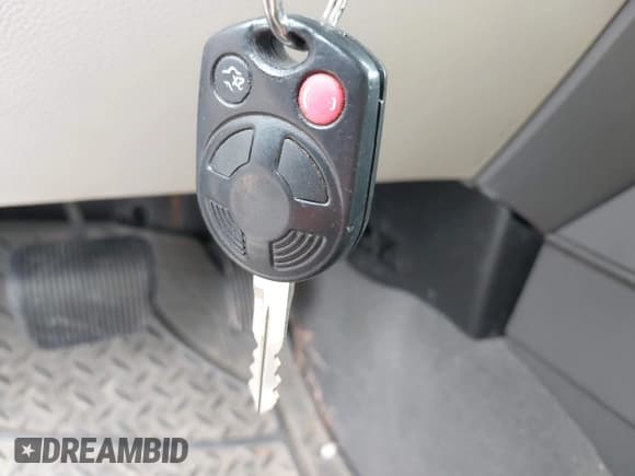 ✅ 2010 Ford Expedition Max SSV • VIN: 1FMJK1G54AEA87911 • Lot: 42215328. Listed on IAAI with 201,522 mi. Free auction sales archive from the USA and detailed vehicle history report at DreamBid. Image 11.