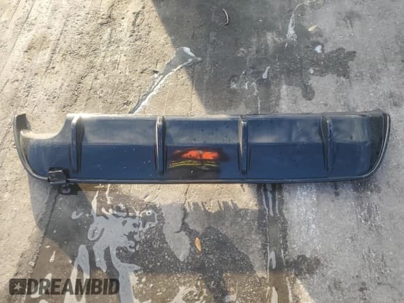 ✅ 2024 Toyota Corolla SE • VIN: JTDS4MCE1RJ106265 • Lot: 90648515. Listed on Copart with 20,967 mi. Free auction sales archive from the USA and detailed vehicle history report at DreamBid. Image 12.