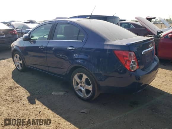 2014 Chevrolet Sonic LTZ с VIN 1G1JE5SB1E4177537, выставлен на аукционе Copart как лот 72123994 с пробегом 116 424 миль миль и Списание • Salvage title. История ставок и продаж доступна на DreamBid. Изображение 2.