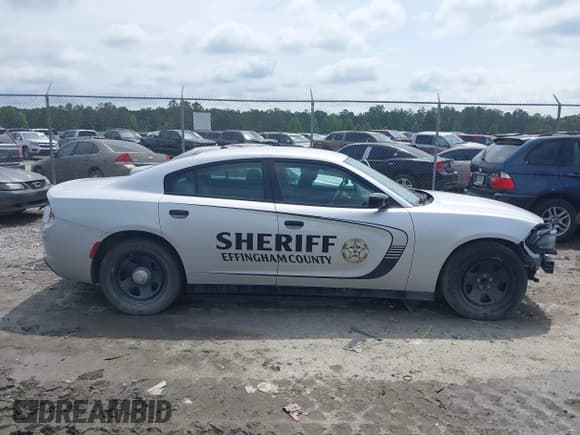 ✅ 2021 Dodge Charger Police • VIN: 2C3CDXAT6MH643493 • Lot: 42146725. Listed on IAAI with 62,659 mi. Free auction sales archive from the USA and detailed vehicle history report at DreamBid. Image 14.