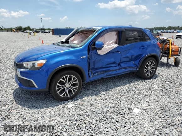 2017 Mitsubishi Outlander SE with VIN JA4AR3AW4HZ016685, listed as a Copart auction lot 57983775 with Not provided miles and Salvage title. Bid and sale history available at DreamBid. Image 1.