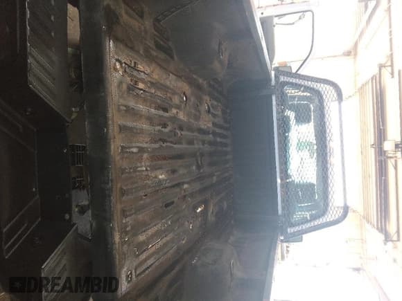 ✅ 2013 Ford F-350 XL • VIN: 1FTBF3A64DEA25066 • Lot: 43835010. Wystawiony na IAAI z przebiegiem 104 045 mil. Bezpłatny archiwum sprzedaży aukcyjnych z USA i szczegółowy raport historii pojazdu na DreamBid. Zdjęcie 8.