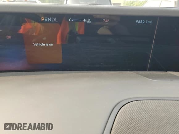 ✅ 2024 Lincoln Nautilus Premiere • VIN: 5LMPJ8J48RJ873734 • Lot: 67728175. Listed on Copart with 9,652 mi. Free auction sales archive from the USA and detailed vehicle history report at DreamBid. Image 9.