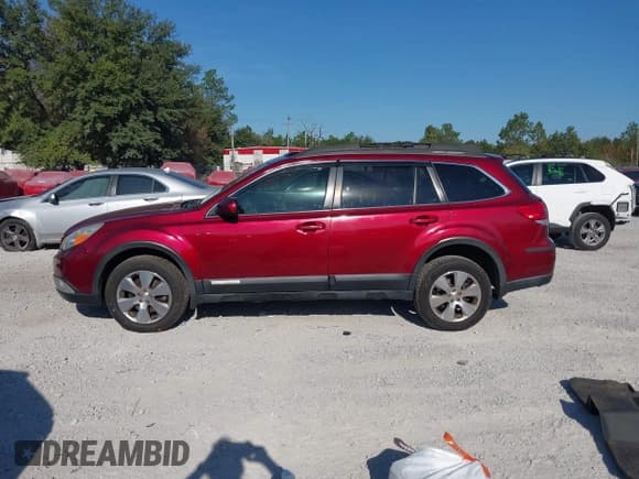 ✅ 2011 Subaru Outback Limited Power Moon • VIN: 4S4BRDLC2B2319236 • Lot: 43725038. Listed on IAAI with 108,114 mi. Free auction sales archive from the USA and detailed vehicle history report at DreamBid. Image 15.