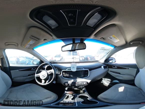 ✅ 2017 Kia Sorento LX • VIN: 5XYPGDA53HG232402 • Lot: 43218293. Listed on IAAI with 149,088 mi. Free auction sales archive from the USA and detailed vehicle history report at DreamBid. Image 18.