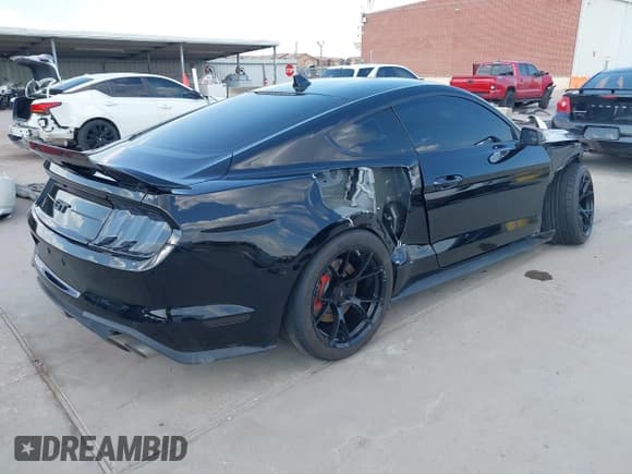✅ 2022 Ford Mustang GT Premium • VIN: 1FA6P8CF8N5146652 • Lot: 43209379. Listed on IAAI with 49,551 mi. Free auction sales archive from the USA and detailed vehicle history report at DreamBid. Image 4.