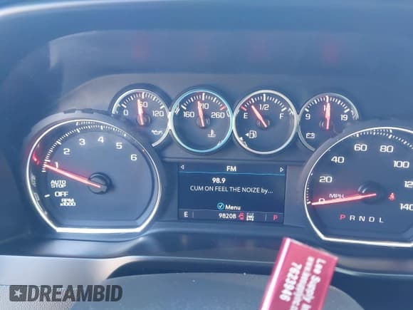 ✅ 2019 Chevrolet Silverado 1500 LTZ • VIN: 3GCUYGED0KG109314 • Lot: 43892760. Wystawiony na IAAI z przebiegiem 98 208 mil. Bezpłatny archiwum sprzedaży aukcyjnych z USA i szczegółowy raport historii pojazdu na DreamBid. Zdjęcie 15.