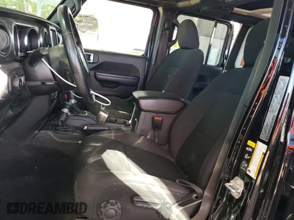 ✅ 2021 Jeep Wrangler Unlimited Willys • VIN: 1C4HJXDN2MW609088 • Лот: 55120125. Опубликован ранее на Copart с пробегом 69 125 миль. Бесплатный доступ к архиву аукционных продаж из США и подробный отчёт об истории автомобиля на DreamBid. Изображение 7.