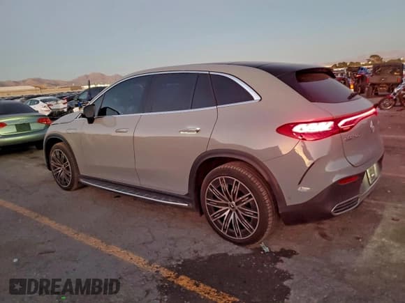 ✅ 2023 Mercedes-Benz EQE 500 • VIN: 4JGGM2CB3PA014356 • Лот: 92757295. Опубликован ранее на Copart с пробегом 41 241 миль. Бесплатный доступ к архиву аукционных продаж из США и подробный отчёт об истории автомобиля на DreamBid. Изображение 2.