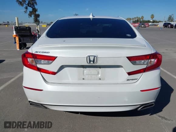 ✅ 2018 Honda Accord Sport • VIN: 1HGCV1F30JA204493 • Лот: 43593768. Опубликован ранее на IAAI с пробегом 83 501 миль. Бесплатный доступ к архиву аукционных продаж из США и подробный отчёт об истории автомобиля на DreamBid. Изображение 16.