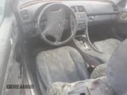 ✅ 2001 Mercedes-Benz CLK 320/430 • VIN: WDBLK70G31T073827 • Lot: 75085564. Wystawiony na Copart z przebiegiem Nie podano. Bezpłatny archiwum sprzedaży aukcyjnych z USA i szczegółowy raport historii pojazdu na DreamBid. Zdjęcie 8.