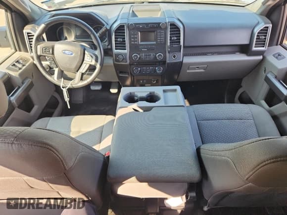 ✅ 2015 Ford F-150 XLT • VIN: 1FTEX1CP4FKE68357 • Lot: 81612975. Wystawiony na Copart z przebiegiem 88 759 mil. Bezpłatny archiwum sprzedaży aukcyjnych z USA i szczegółowy raport historii pojazdu na DreamBid. Zdjęcie 8.