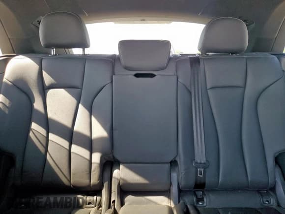 ✅ 2019 Audi Q8 Prestige • VIN: WA1FVAF18KD021623 • Лот: 55755045. Опубликован ранее на Copart с пробегом 73 924 миль. Бесплатный доступ к архиву аукционных продаж из США и подробный отчёт об истории автомобиля на DreamBid. Изображение 10.