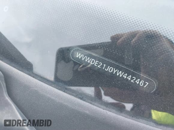 ✅ 2000 Volkswagen Golf GTI • VIN: WVWDE21J0YW442467 • Lot: 41412546. Listed on IAAI with 113,064 mi. Free auction sales archive from the USA and detailed vehicle history report at DreamBid. Image 9.