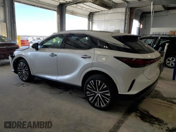 ✅ 2024 Lexus RX 350h Luxury • VIN: 2T2BBMCA8RC043613 • Lot: 91867565. Listed on Copart with 9,175 mi. Free auction sales archive from the USA and detailed vehicle history report at DreamBid. Image 2.