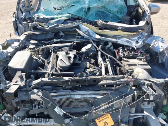 ✅ 2018 Jeep Cherokee Latitude • VIN: 1C4PJLCXXJD590109 • Lot: 41626291. Listed on IAAI with Not provided. Free auction sales archive from the USA and detailed vehicle history report at DreamBid. Image 10.