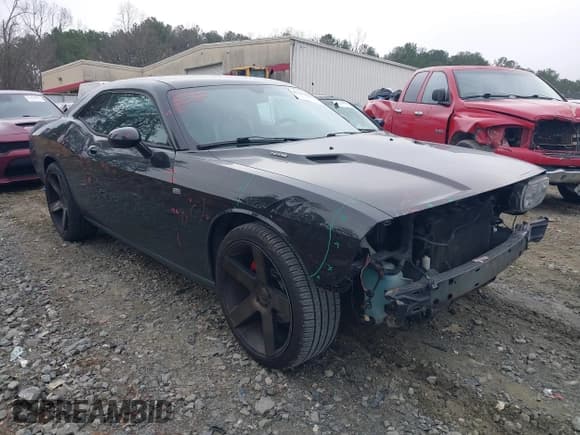 ✅ 2009 Dodge Challenger R/T • VIN: 2B3LJ54T39H592385 • Lot: 41509426. Wystawiony na IAAI z przebiegiem 187 764 mil. Bezpłatny archiwum sprzedaży aukcyjnych z USA i szczegółowy raport historii pojazdu na DreamBid. Zdjęcie 13.