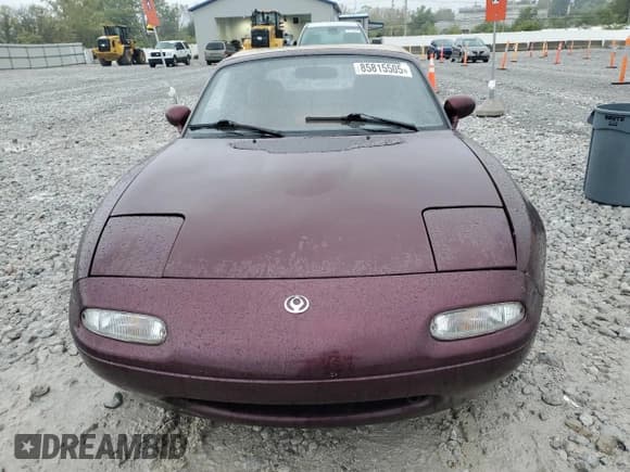 ✅ 1995 Mazda MX-5 Miata • VIN: JM1NA353XS0609672 • Lot: 85815505. Listed on Copart with 97,647 mi. Free auction sales archive from the USA and detailed vehicle history report at DreamBid. Image 5.