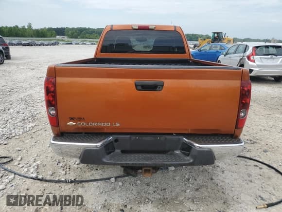 ✅ 2004 Chevrolet Colorado LS Z71 • VIN: 1GCDT196248213416 • Лот: 61487355. Опубликован ранее на Copart с пробегом 131 378 миль. Бесплатный доступ к архиву аукционных продаж из США и подробный отчёт об истории автомобиля на DreamBid. Изображение 6.