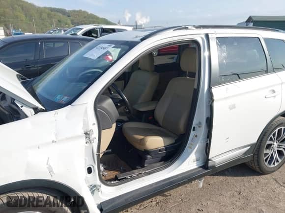 2016 Mitsubishi Outlander SE с VIN JA4AZ3A36GZ012187, выставлен на аукционе IAAI как лот 42154987 с пробегом 94 839 миль миль и . История ставок и продаж доступна на DreamBid. Изображение 6.