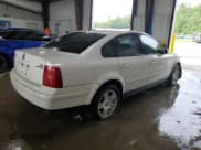 ✅ 2000 Volkswagen Passat • VIN: WVWUH23B7YE334348 • Lot: 65120385. Wystawiony na Copart z przebiegiem Nie podano. Bezpłatny archiwum sprzedaży aukcyjnych z USA i szczegółowy raport historii pojazdu na DreamBid. Zdjęcie 3.