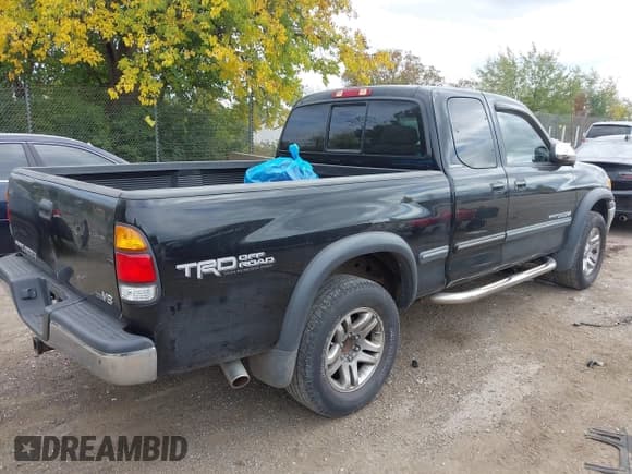 ✅ 2002 Toyota Tundra SR5 • VIN: 5TBBT44132S299938 • Лот: 43371258. Опубликован ранее на IAAI с пробегом 115 473 миль. Бесплатный доступ к архиву аукционных продаж из США и подробный отчёт об истории автомобиля на DreamBid. Изображение 4.