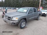 ✅ 2009 Dodge Dakota ST • VIN: 1D7HW28K79S798359 • Лот: 41534458. Опубликован ранее на IAAI с пробегом 93 235 миль. Бесплатный доступ к архиву аукционных продаж из США и подробный отчёт об истории автомобиля на DreamBid. Изображение 2.