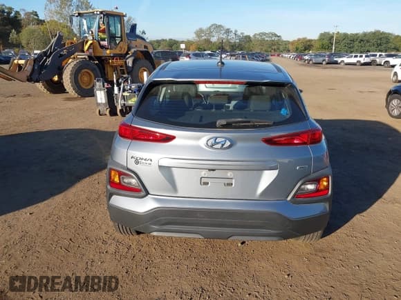 ✅ 2020 Hyundai Kona SE • VIN: KM8K1CAA9LU402817 • Лот: 43324101. Опубликован ранее на IAAI с пробегом 57 141 миль. Бесплатный доступ к архиву аукционных продаж из США и подробный отчёт об истории автомобиля на DreamBid. Изображение 16.