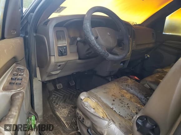 ✅ 2004 Dodge 2500 SLT • VIN: 3D3KU28C74G243997 • Лот: 81290925. Опубликован ранее на Copart с пробегом Не указан. Бесплатный доступ к архиву аукционных продаж из США и подробный отчёт об истории автомобиля на DreamBid. Изображение 8.