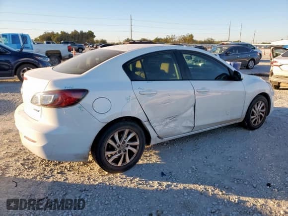 ✅ 2012 Mazda 3 i Touring • VIN: JM1BL1V71C1570311 • Lot: 90266115. Wystawiony na Copart z przebiegiem 187 268 mil. Bezpłatny archiwum sprzedaży aukcyjnych z USA i szczegółowy raport historii pojazdu na DreamBid. Zdjęcie 3.