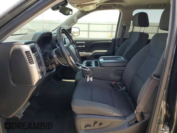 2017 Chevrolet Silverado 1500 LT с VIN 3GCUCRER8HG463645, выставлен на аукционе Copart как лот 57270595 с пробегом 212 753 миль миль и Списание • Salvage title. История ставок и продаж доступна на DreamBid. Изображение 7.