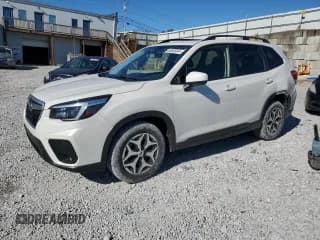 ✅ 2021 Subaru Forester Premium • VIN: JF2SKAFC6MH551066 • Lot: 85565045. Wystawiony na Copart z przebiegiem 28 447 mil. Bezpłatny archiwum sprzedaży aukcyjnych z USA i szczegółowy raport historii pojazdu na DreamBid. Zdjęcie 1.