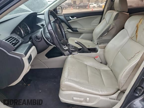 ✅ 2014 Acura TSX • VIN: JH4CU2F47EC004557 • Лот: 94223315. Опубликован ранее на Copart с пробегом 290 332 миль. Бесплатный доступ к архиву аукционных продаж из США и подробный отчёт об истории автомобиля на DreamBid. Изображение 7.