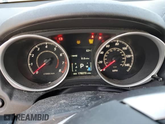 2014 Mitsubishi Outlander ES z VIN 4A4AP3AU1EE023079, wystawiony jako Copart lot #80427795 z przebiegiem 178 273 mil mil oraz Czysty tytuł • Clean title. Historia ofert i sprzedaży dostępna na DreamBid. Obrazek 9.