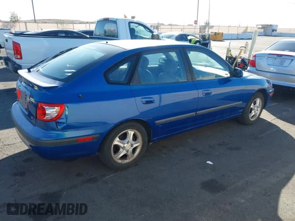 ✅ 2005 Hyundai Elantra GLS • VIN: KMHDN56D25U145224 • Lot: 41604091. Wystawiony na IAAI z przebiegiem 115 526 mil. Bezpłatny archiwum sprzedaży aukcyjnych z USA i szczegółowy raport historii pojazdu na DreamBid. Zdjęcie 4.