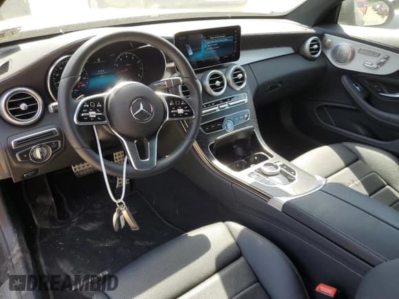 ✅ 2023 Mercedes-Benz C 300 • VIN: W1KWJ8EB9PG131614 • Lot: 58864384. Wystawiony na Copart z przebiegiem 3 069 mil. Bezpłatny archiwum sprzedaży aukcyjnych z USA i szczegółowy raport historii pojazdu na DreamBid. Zdjęcie 8.