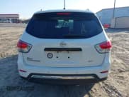 ✅ 2016 Nissan Pathfinder SL • VIN: 5N1AR2MN8GC641994 • Lot: 42027085. Wystawiony na IAAI z przebiegiem 115 841 mil. Bezpłatny archiwum sprzedaży aukcyjnych z USA i szczegółowy raport historii pojazdu na DreamBid. Zdjęcie 16.