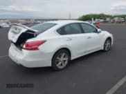 ✅ 2013 Nissan Altima SL • VIN: 1N4AL3AP7DN447853 • Lot: 43077098. Wystawiony na IAAI z przebiegiem 166 271 mil. Bezpłatny archiwum sprzedaży aukcyjnych z USA i szczegółowy raport historii pojazdu na DreamBid. Zdjęcie 4.