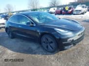 ✅ 2020 Tesla Model 3 Standard Range Plus • VIN: 5YJ3E1EA6LF662080 • Lot: 41410445. Wystawiony na IAAI z przebiegiem Nie podano. Bezpłatny archiwum sprzedaży aukcyjnych z USA i szczegółowy raport historii pojazdu na DreamBid. Zdjęcie 1.