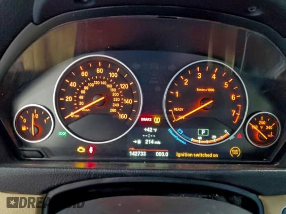 ✅ 2013 BMW 3 Series 328i xDrive • VIN: WBA3B3C57DF539635 • Lot: 95096645. Wystawiony na Copart z przebiegiem 142 733 mil. Bezpłatny archiwum sprzedaży aukcyjnych z USA i szczegółowy raport historii pojazdu na DreamBid. Zdjęcie 9.