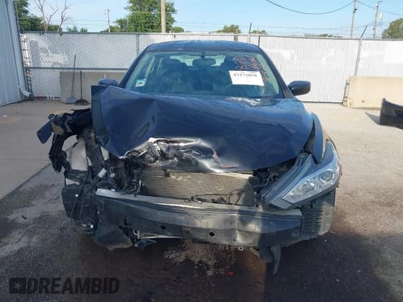 ✅ 2016 Nissan Altima S • VIN: 1N4AL3AP9GC235648 • Lot: 43272058. Listed on IAAI with 85,934 mi. Free auction sales archive from the USA and detailed vehicle history report at DreamBid. Image 13.