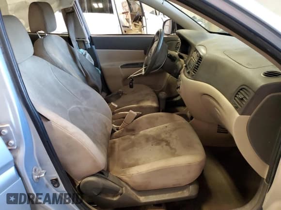 ✅ 2011 Hyundai Accent GLS • VIN: KMHCN4AC1BU615615 • Lot: 52428885. Wystawiony na Copart z przebiegiem 122 334 mil. Bezpłatny archiwum sprzedaży aukcyjnych z USA i szczegółowy raport historii pojazdu na DreamBid. Zdjęcie 7.